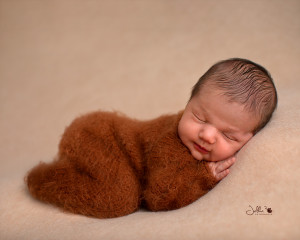 Bottom uo Newborn Jelkafotografie