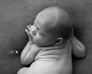 Newborn baby rugrolletjes Jelkafotografie