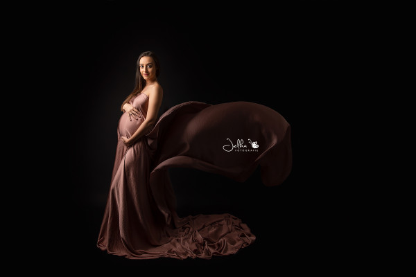 Flying pregnancy dress Jelkafotografie